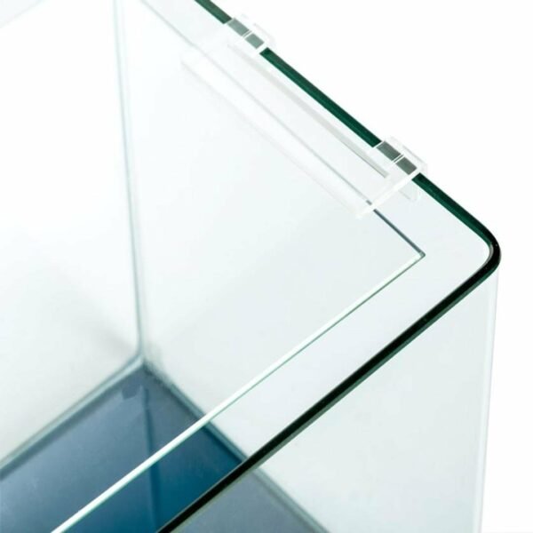 Curved Glass Tank with lid - Image 2
